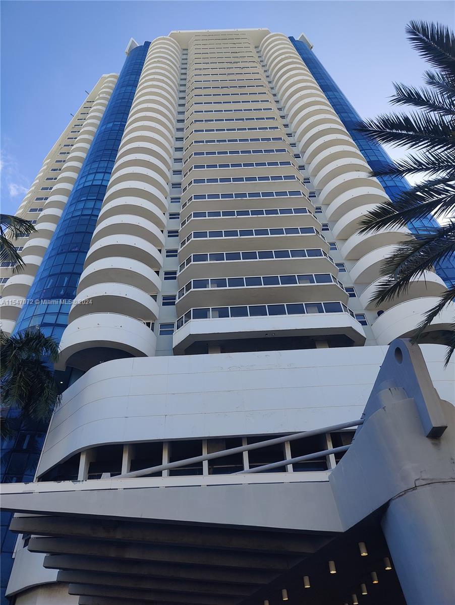 6301 Collins Ave 1407, Miami Beach, Florida 33141, 2 Bedrooms Bedrooms, ,2 BathroomsBathrooms,Residential,For Sale,6301 Collins Ave 1407,A11547972