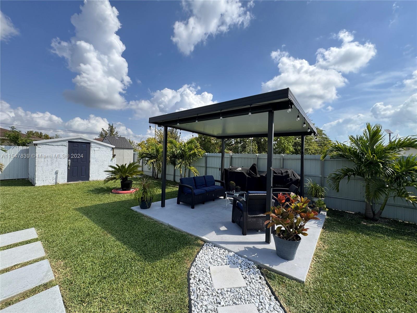 12055 SW 217th St, Miami, Florida 33170, 4 Bedrooms Bedrooms, ,3 BathroomsBathrooms,Residential,For Sale,12055 SW 217th St,A11547839