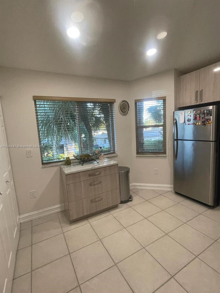 681 78th Ter, Pembroke Pines, FL, 33024 United States, 3 Bedrooms Bedrooms, ,2 BathroomsBathrooms,Residential,For Sale,78th Ter,A11545447