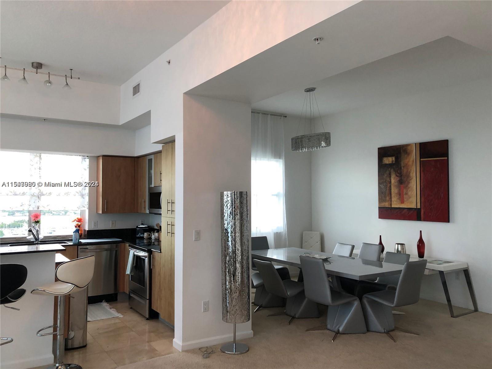 7900 Harbor Island Dr PH26, North Bay Village, Florida 33141, 2 Bedrooms Bedrooms, ,2 BathroomsBathrooms,Residentiallease,For Rent,7900 Harbor Island Dr PH26,A11547980