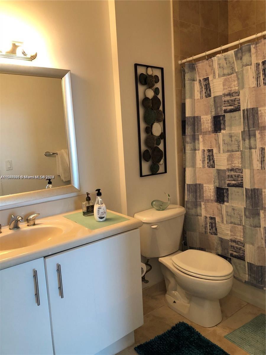 7900 Harbor Island Dr PH26, North Bay Village, Florida 33141, 2 Bedrooms Bedrooms, ,2 BathroomsBathrooms,Residentiallease,For Rent,7900 Harbor Island Dr PH26,A11547980