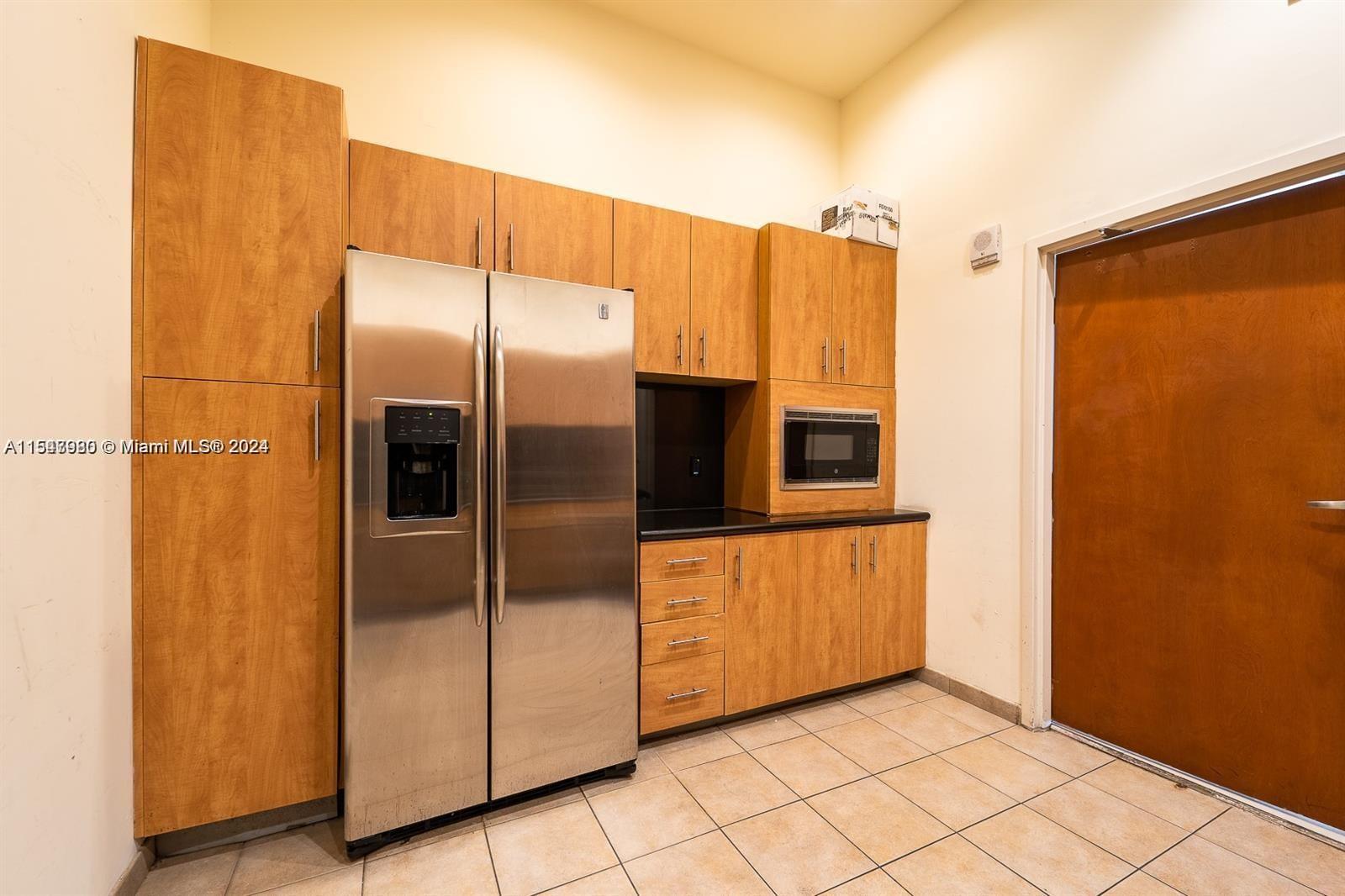 7900 Harbor Island Dr PH26, North Bay Village, Florida 33141, 2 Bedrooms Bedrooms, ,2 BathroomsBathrooms,Residentiallease,For Rent,7900 Harbor Island Dr PH26,A11547980