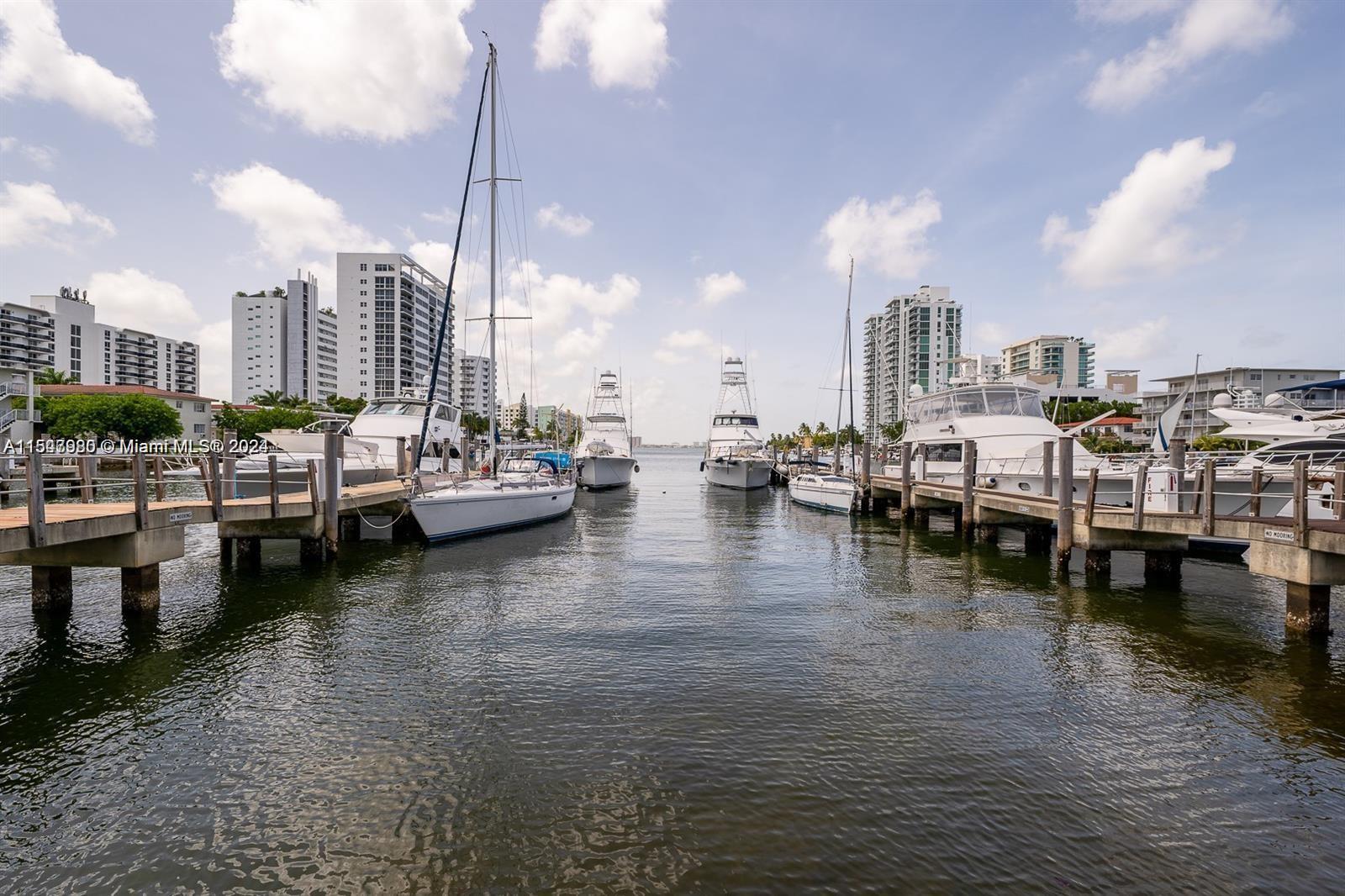 7900 Harbor Island Dr PH26, North Bay Village, Florida 33141, 2 Bedrooms Bedrooms, ,2 BathroomsBathrooms,Residentiallease,For Rent,7900 Harbor Island Dr PH26,A11547980