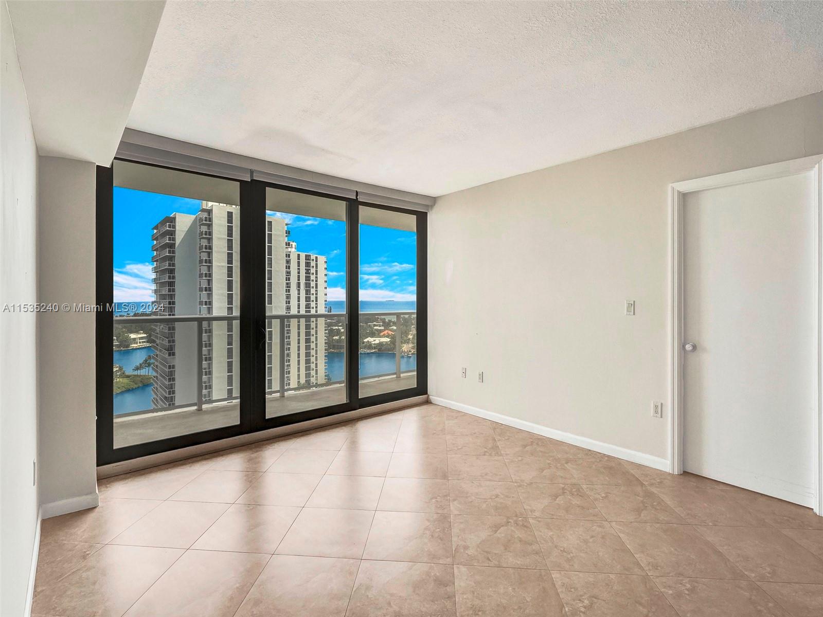 3731 N Country Club Dr 1722, Aventura, Florida 33180, 2 Bedrooms Bedrooms, ,2 BathroomsBathrooms,Residential,For Sale,3731 N Country Club Dr 1722,A11535240