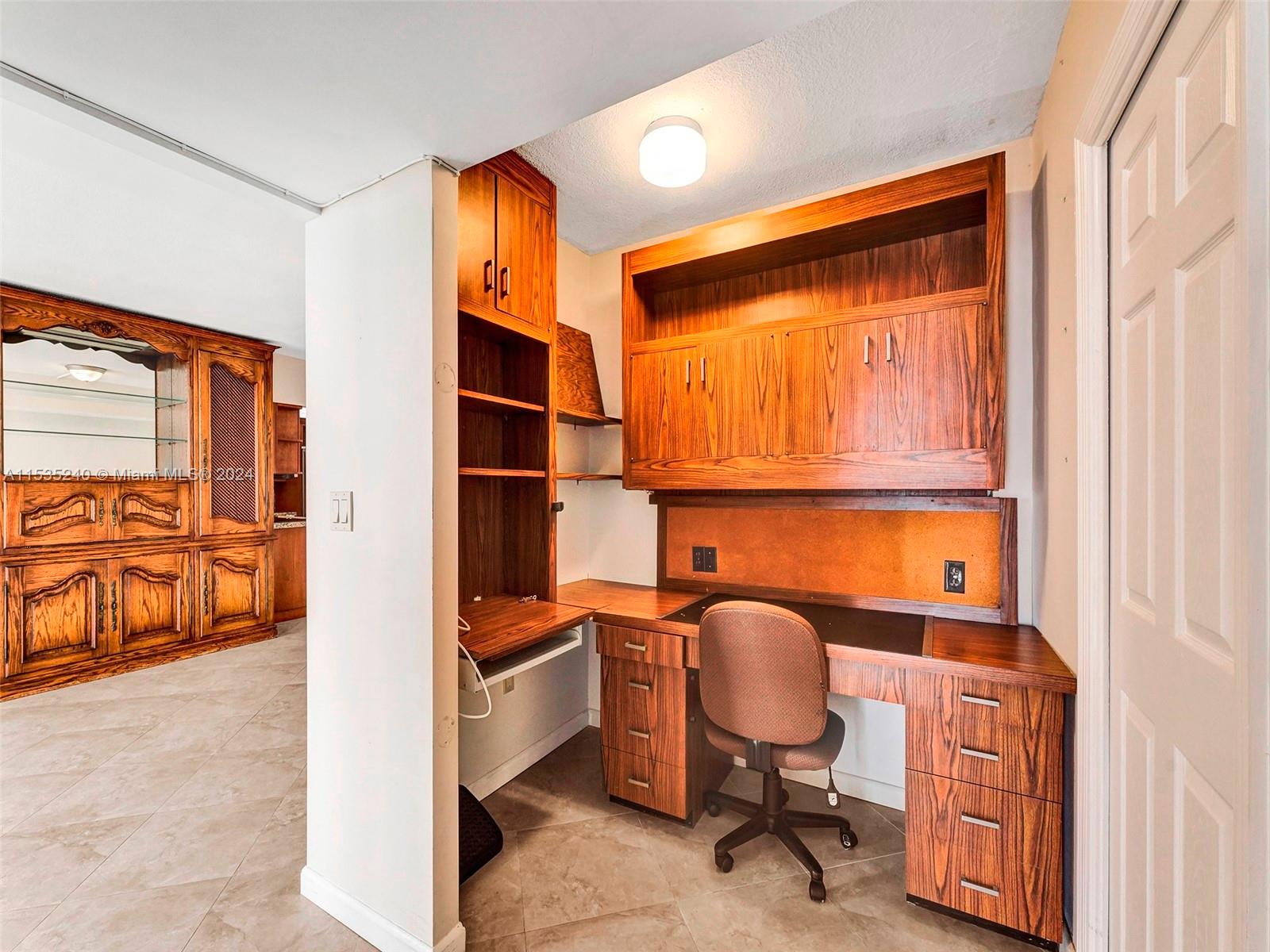 3731 N Country Club Dr 1722, Aventura, Florida 33180, 2 Bedrooms Bedrooms, ,2 BathroomsBathrooms,Residential,For Sale,3731 N Country Club Dr 1722,A11535240