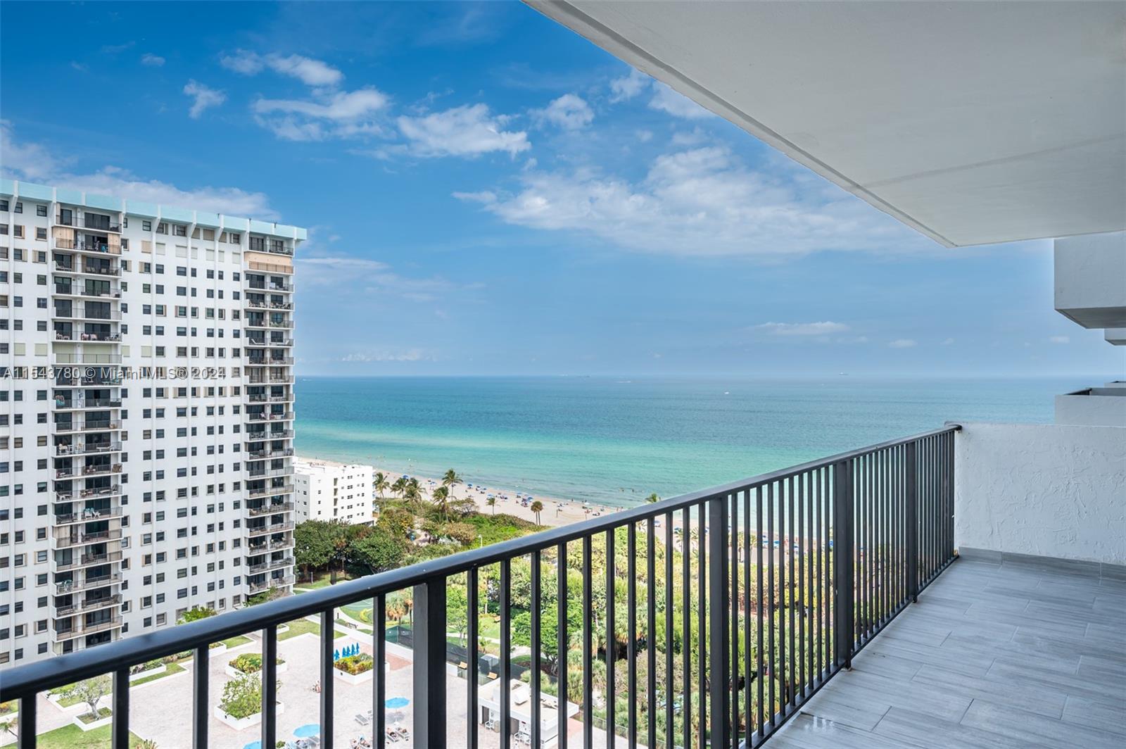 1201 S Ocean Dr 1807S, Hollywood, FL 33019, 2 Bedrooms Bedrooms, ,2 BathroomsBathrooms,Residential,For Sale,Ocean Dr,A11543780