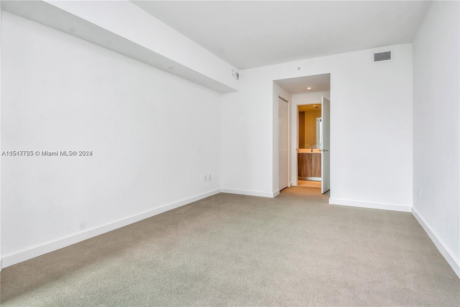 501 NE 31st St 1907, Miami, Florida 33137, 1 Bedroom Bedrooms, ,1 BathroomBathrooms,Residentiallease,For Rent,501 NE 31st St 1907,A11547785