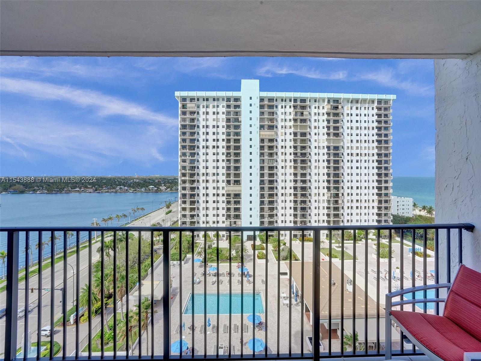 1201 Ocean Dr, Hollywood, FL, 33019 United States, 1 Bedroom Bedrooms, ,1 BathroomBathrooms,Residential,For Sale,Ocean Dr,A11543888