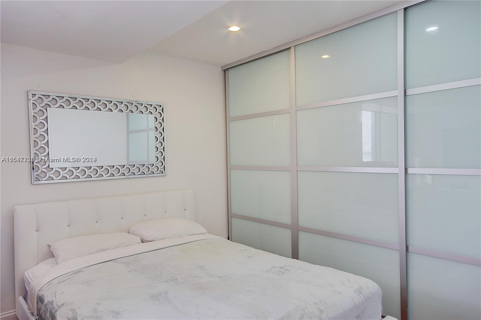 800 West Ave 409, Miami Beach, Florida 33139, ,1 BathroomBathrooms,Residentiallease,For Rent,800 West Ave 409,A11547755