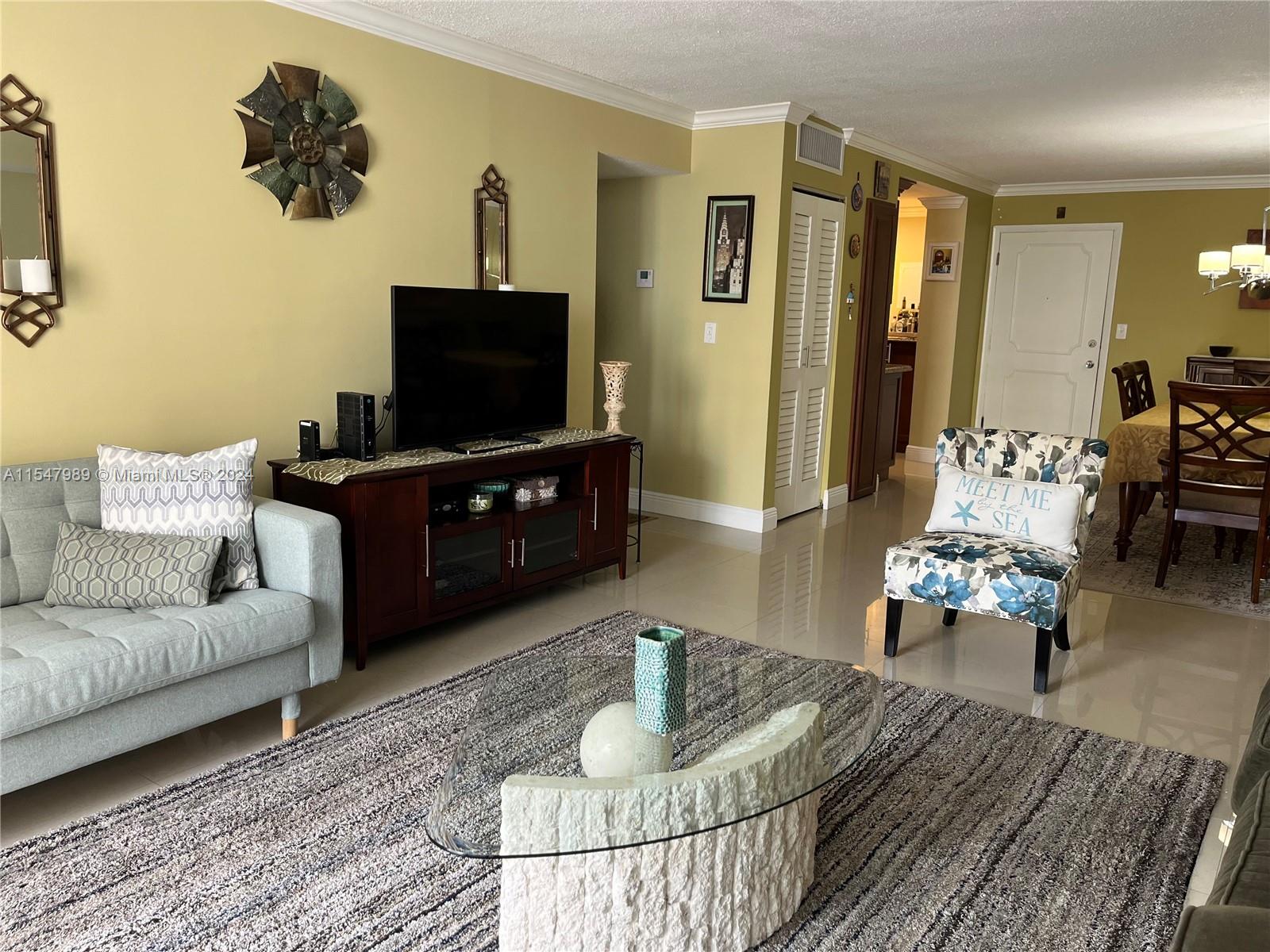 1849 Ocean Dr, Hallandale Beach, FL, 33009 United States, 2 Bedrooms Bedrooms, ,2 BathroomsBathrooms,Residential,For Sale,Ocean Dr,A11547989