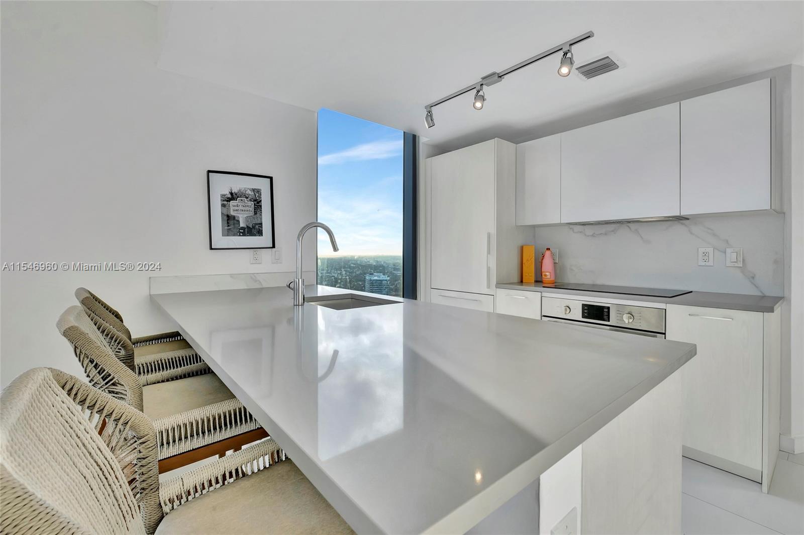 501 NE 31st St 3708, Miami, Florida 33137, 2 Bedrooms Bedrooms, ,2 BathroomsBathrooms,Residentiallease,For Rent,501 NE 31st St 3708,A11546960