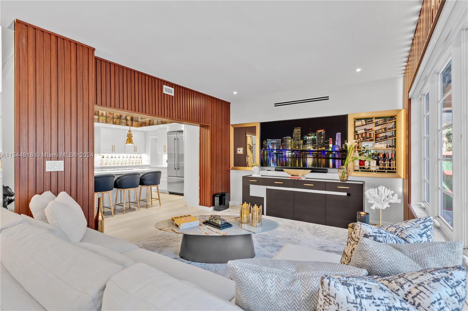 238 E San Marino Drive, Miami Beach, Florida 33139, 3 Bedrooms Bedrooms, ,3 BathroomsBathrooms,Residential,For Sale,238 E San Marino Drive,A11544918