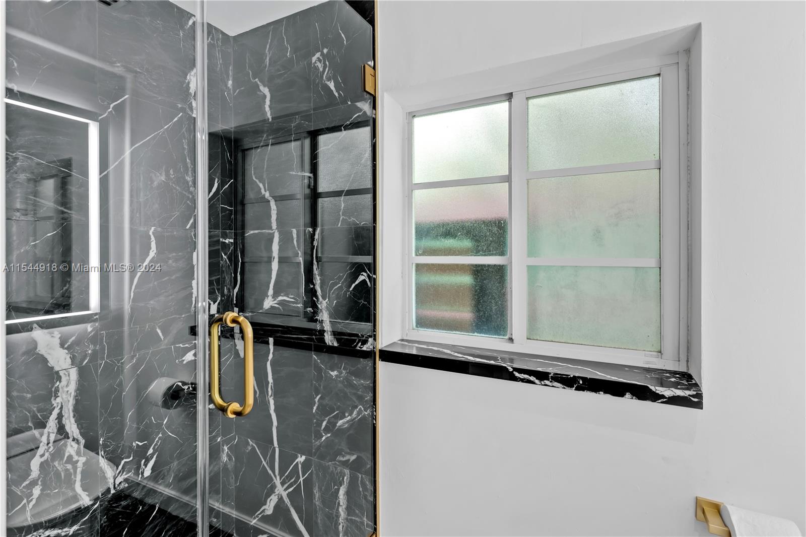 238 E San Marino Drive, Miami Beach, Florida 33139, 3 Bedrooms Bedrooms, ,3 BathroomsBathrooms,Residential,For Sale,238 E San Marino Drive,A11544918