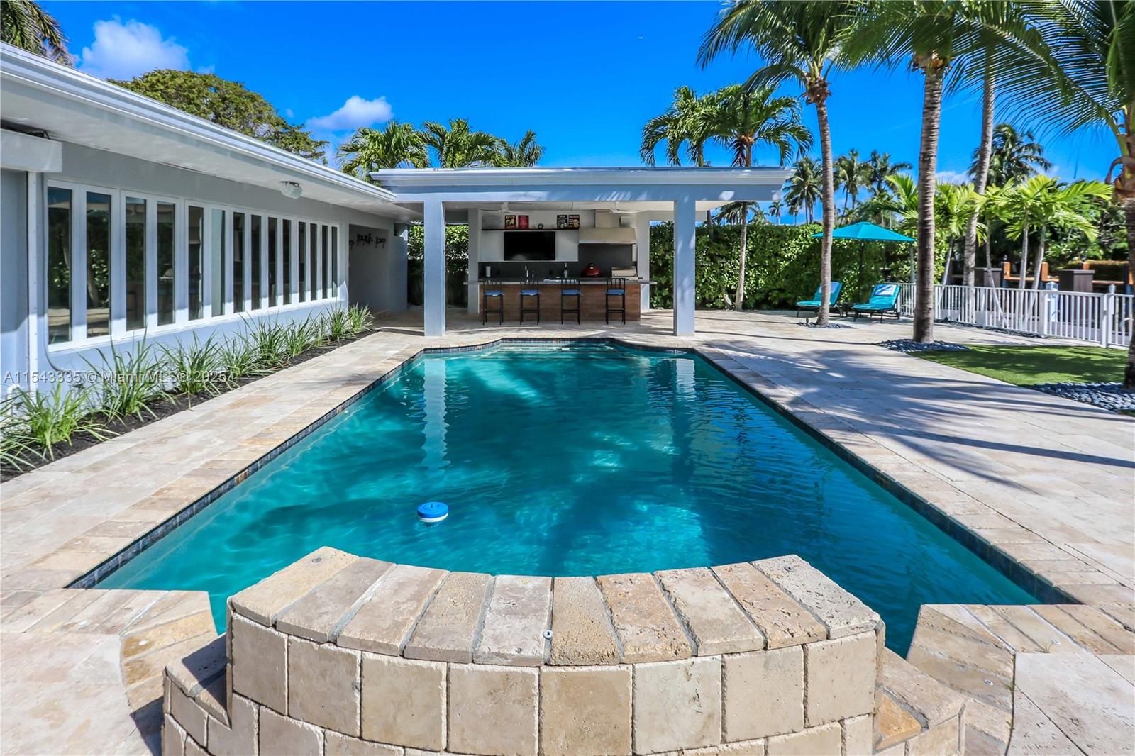 404 Coconut Isle Dr, Fort Lauderdale, Florida 33301, 3 Bedrooms Bedrooms, ,3 BathroomsBathrooms,Residential,For Sale,404 Coconut Isle Dr,A11543335