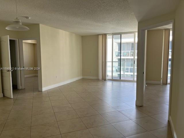 5085 NW 7th St 1215, Miami, Florida 33126, 2 Bedrooms Bedrooms, ,2 BathroomsBathrooms,Residentiallease,For Rent,5085 NW 7th St 1215,A11548012