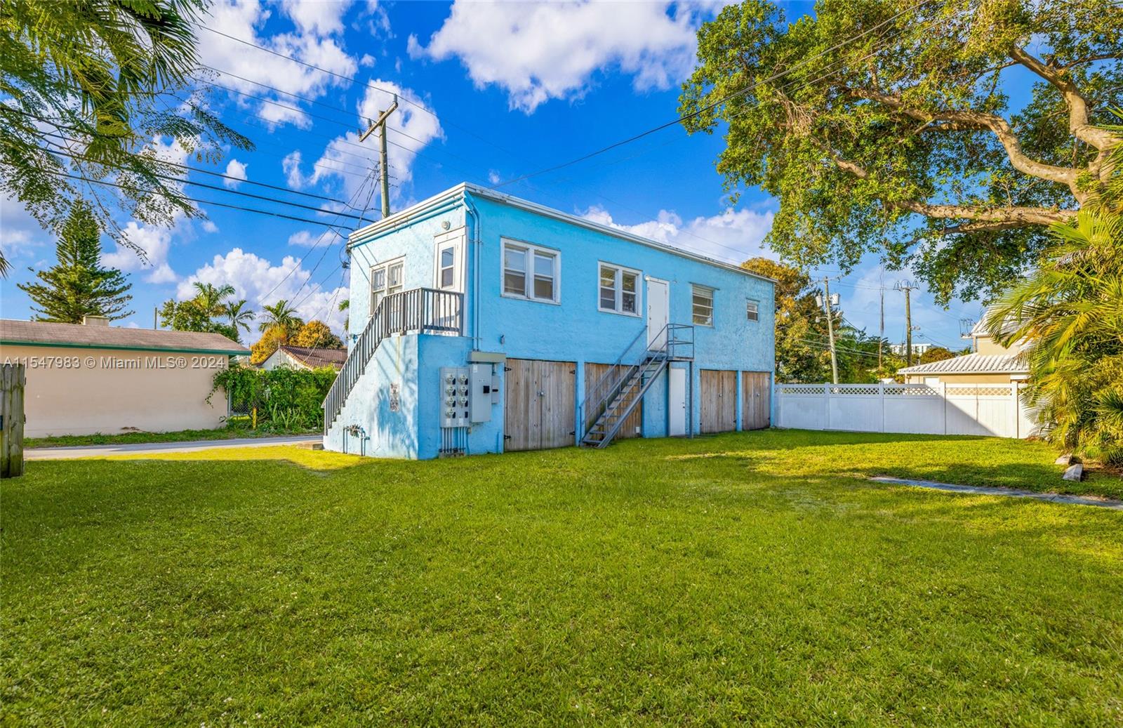 1512 Harrison St, Hollywood, Florida 33020, ,Commercialsale,For Sale,1512 Harrison St,A11547983
