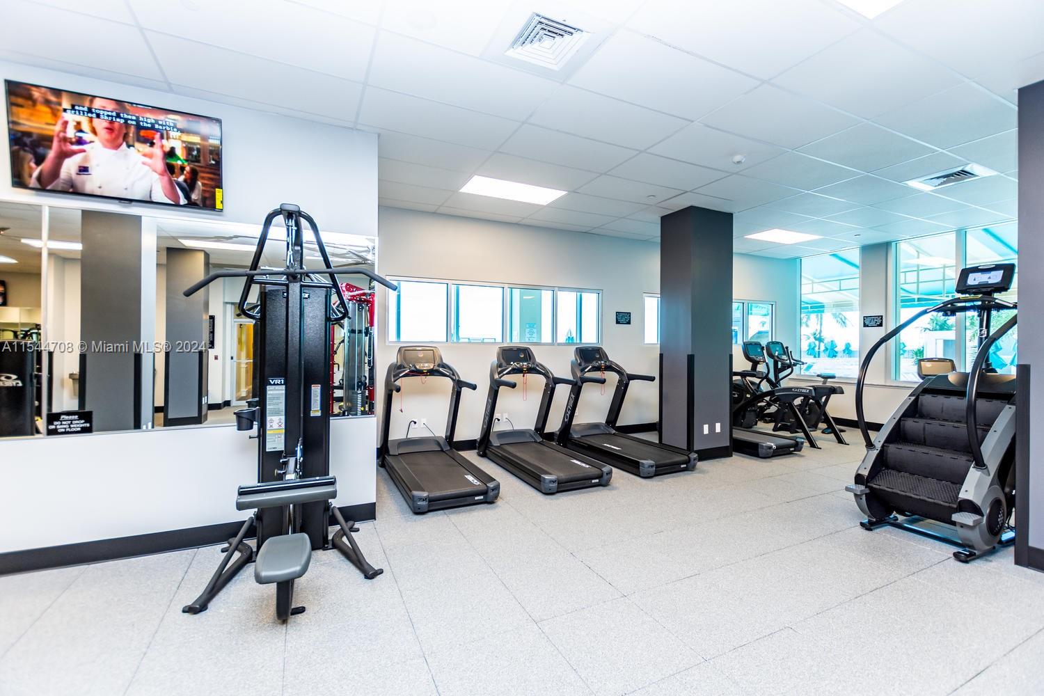 2501 S OCEAN DR 411, Hollywood, Florida 33019, 2 Bedrooms Bedrooms, ,2 BathroomsBathrooms,Residentiallease,For Rent,2501 S OCEAN DR 411,A11544708