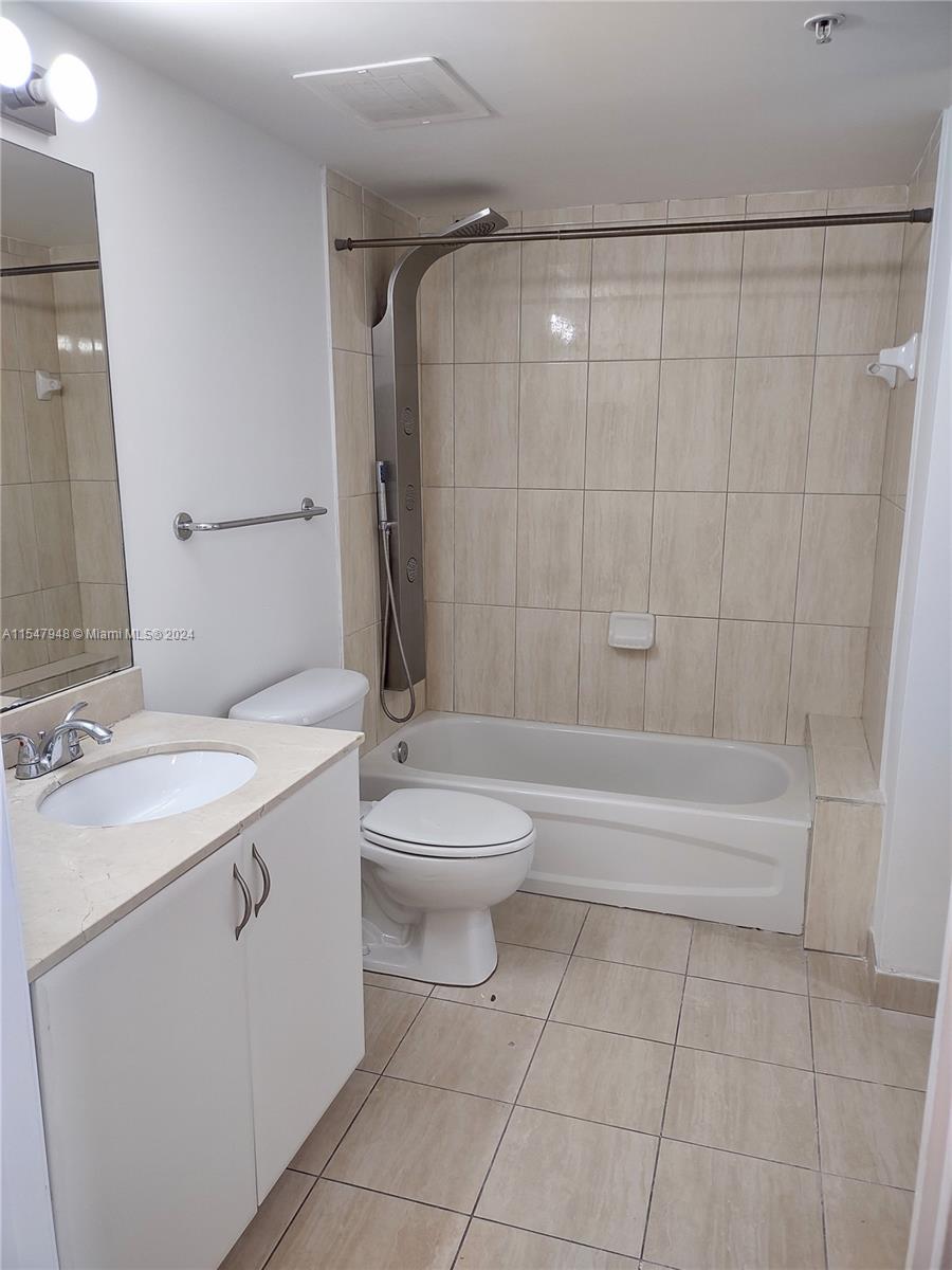 1750 N Bayshore Dr 5103, Miami, Florida 33132, 1 Bedroom Bedrooms, ,1 BathroomBathrooms,Residential,For Sale,1750 N Bayshore Dr 5103,A11547948