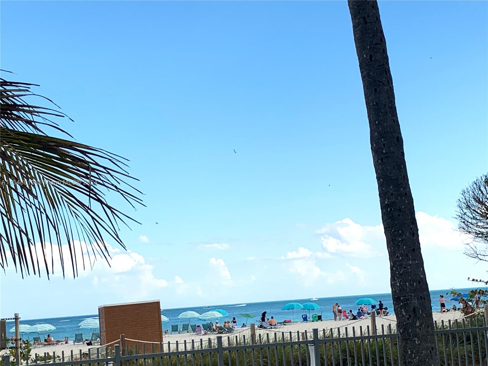 2899 Collins Ave 1522, Miami Beach, Florida 33140, ,1 BathroomBathrooms,Residential,For Sale,2899 Collins Ave 1522,A11548013