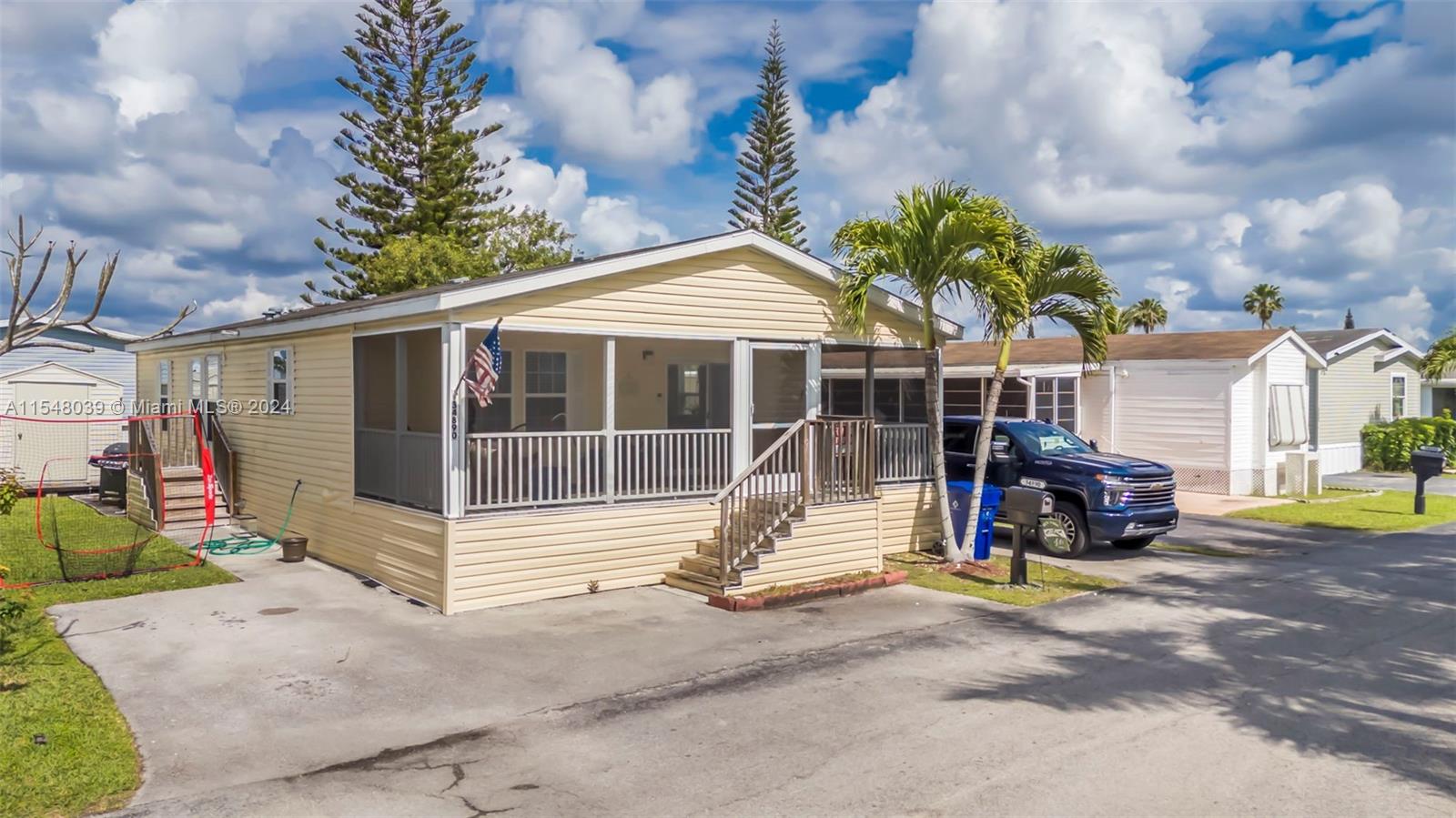 Homestead, Florida 33034, 3 Bedrooms Bedrooms, ,2 BathroomsBathrooms,Residential,For Sale,A11548039