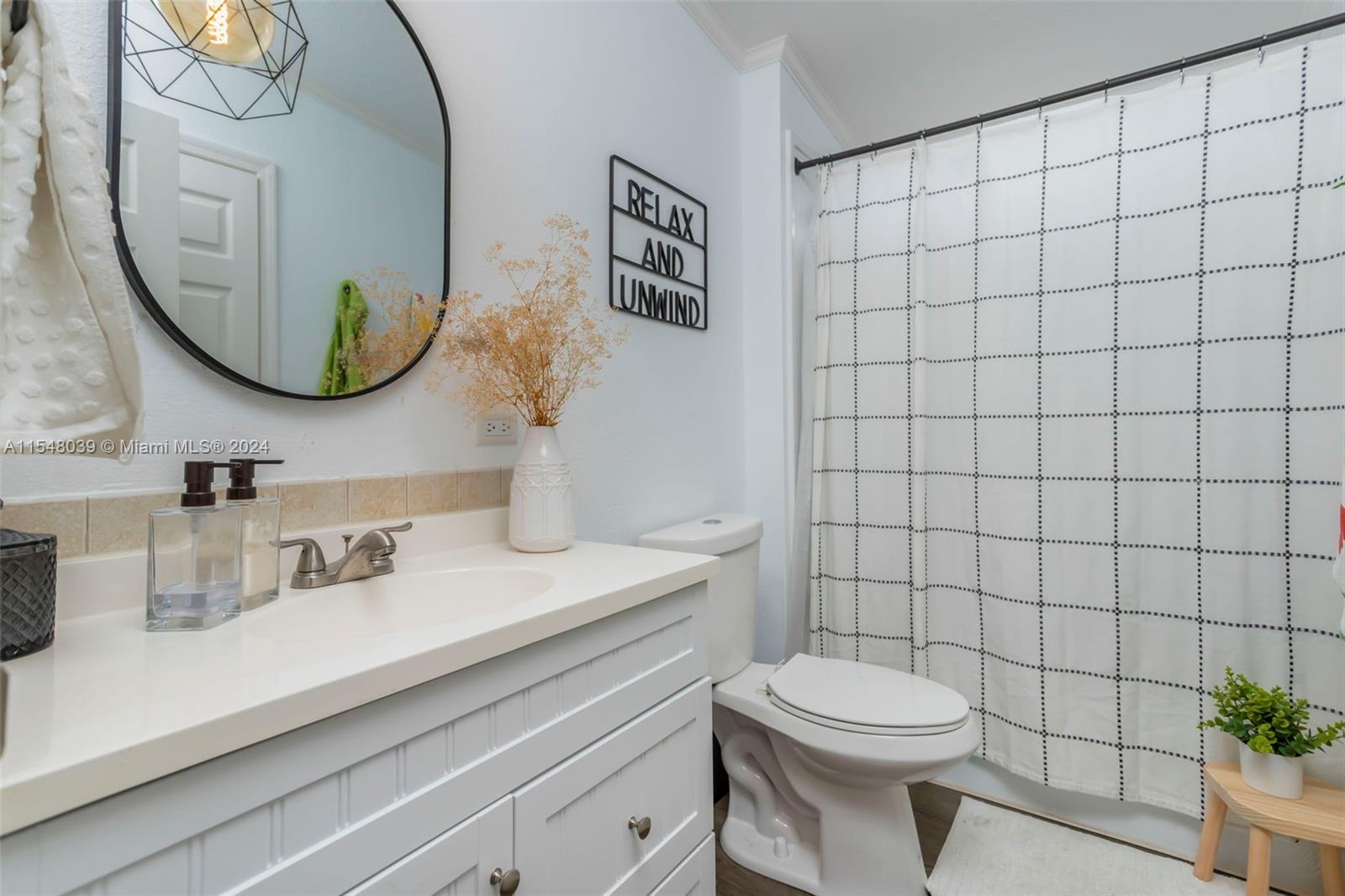 Homestead, Florida 33034, 3 Bedrooms Bedrooms, ,2 BathroomsBathrooms,Residential,For Sale,A11548039