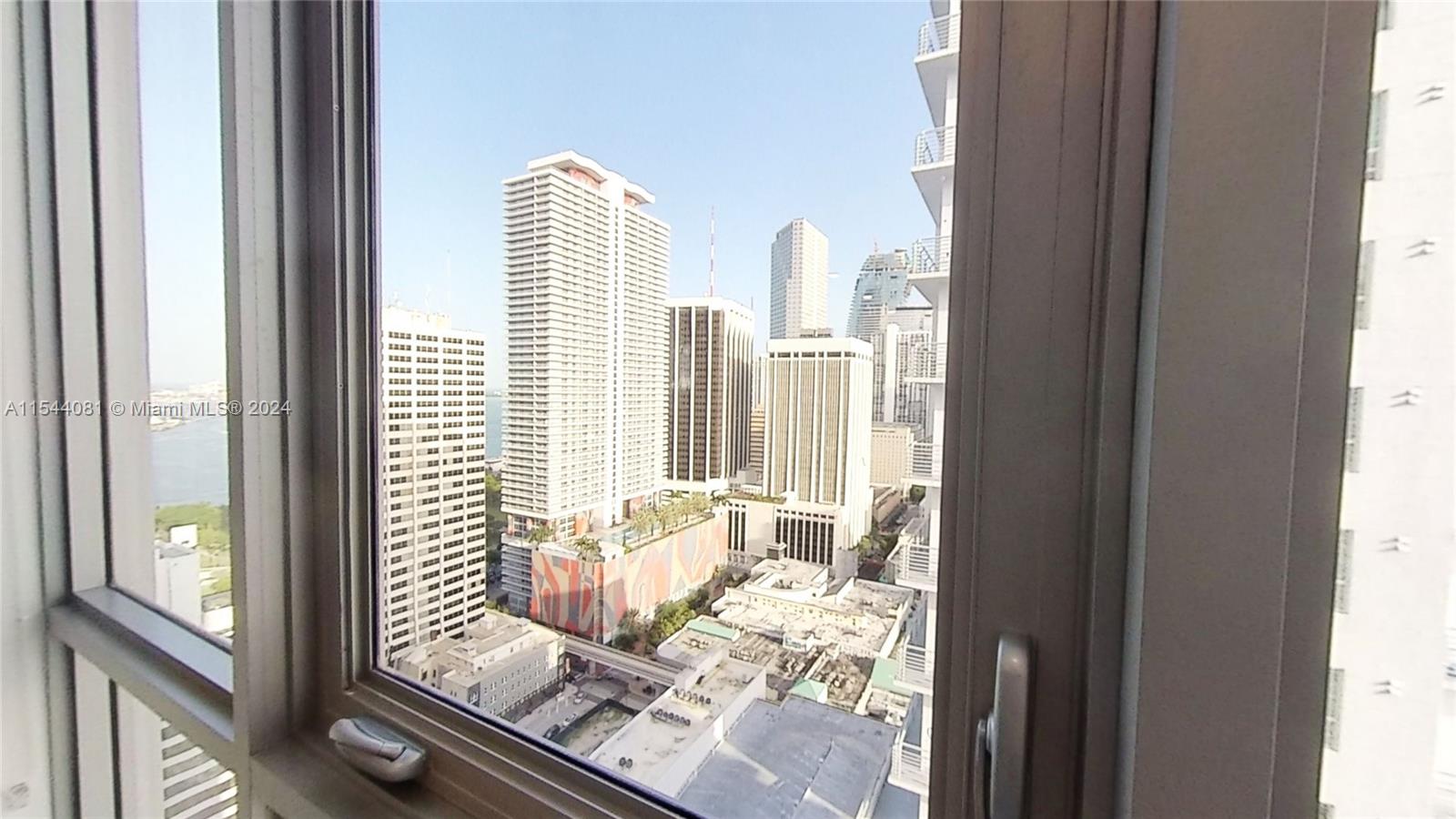 227 2nd St, Miami, FL, 33132 United States, 1 Bedroom Bedrooms, ,1 BathroomBathrooms,Residential,For Sale,2nd St,A11544081