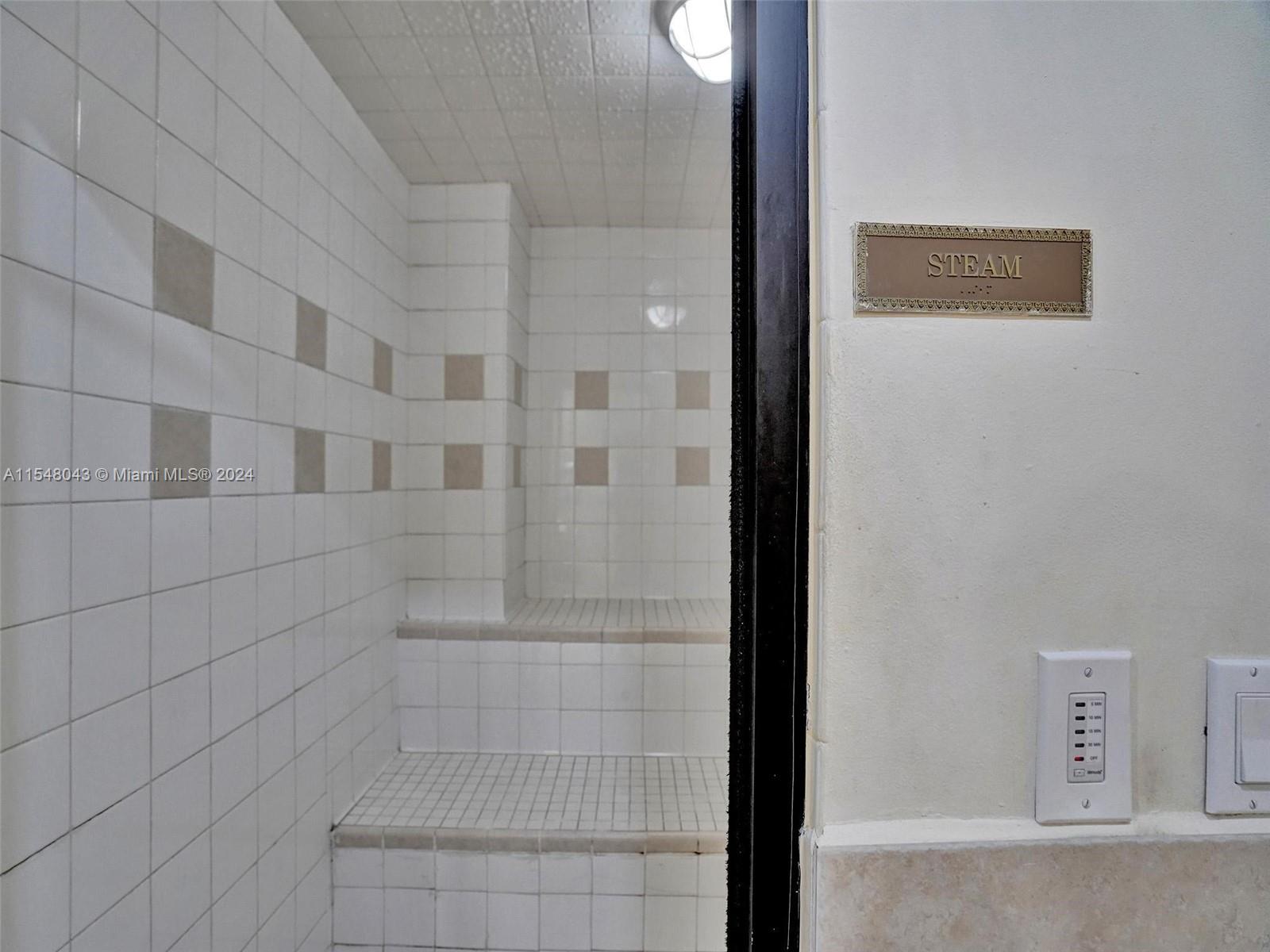 9595 Collins Ave N8-H, Surfside, Florida 33154, 2 Bedrooms Bedrooms, ,2 BathroomsBathrooms,Residentiallease,For Rent,9595 Collins Ave N8-H,A11548043