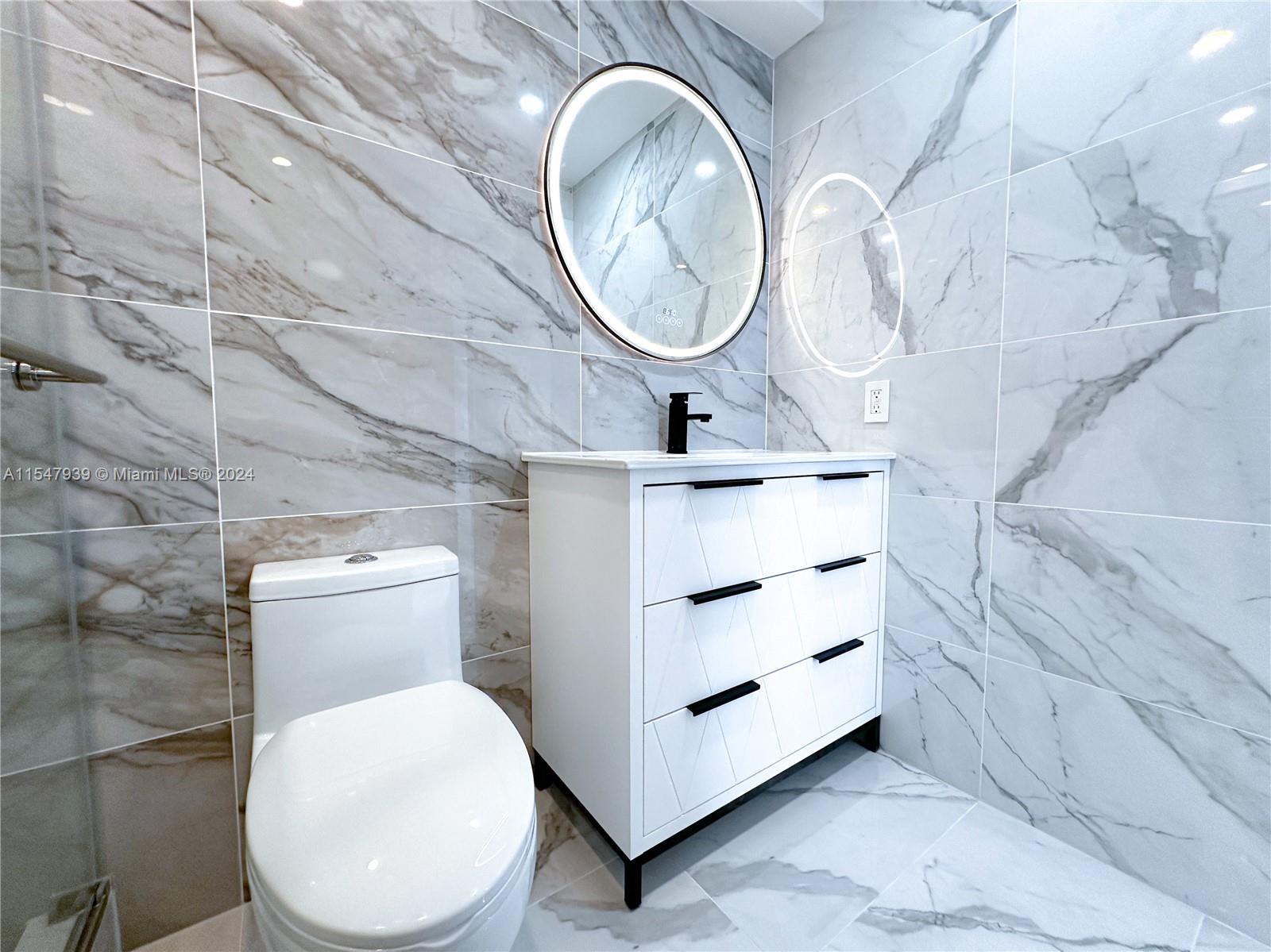 501 Three Islands Blvd 515, Hallandale Beach, Florida 33009, 1 Bedroom Bedrooms, ,1 BathroomBathrooms,Residential,For Sale,501 Three Islands Blvd 515,A11547939