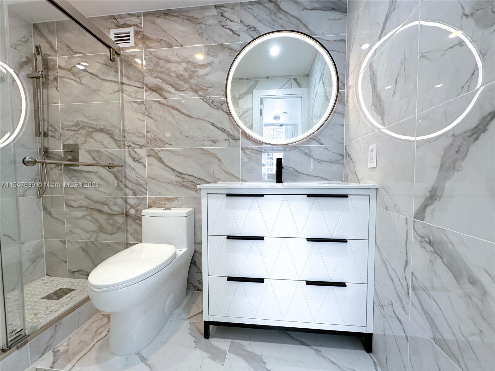 501 Three Islands Blvd 515, Hallandale Beach, Florida 33009, 1 Bedroom Bedrooms, ,1 BathroomBathrooms,Residential,For Sale,501 Three Islands Blvd 515,A11547939