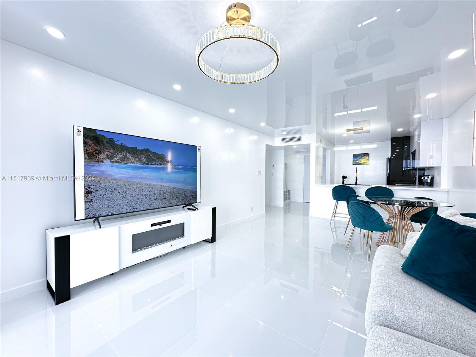 501 Three Islands Blvd 515, Hallandale Beach, Florida 33009, 1 Bedroom Bedrooms, ,1 BathroomBathrooms,Residential,For Sale,501 Three Islands Blvd 515,A11547939