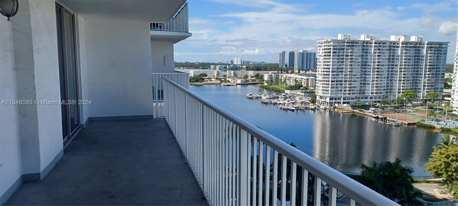 2801 NE 183rd St 1401W, Aventura, FL 33160, 2 Bedrooms Bedrooms, ,2 BathroomsBathrooms,Residential,For Sale,183rd St,A11548085