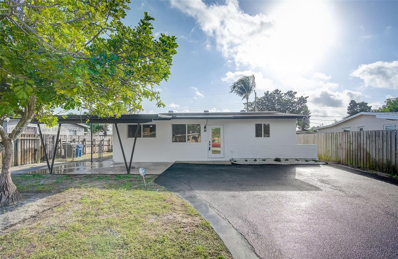 4130 12th Ter, Oakland Park, FL, 33309 United States, 3 Bedrooms Bedrooms, ,2 BathroomsBathrooms,Residential,For Sale,12th Ter,A11548091