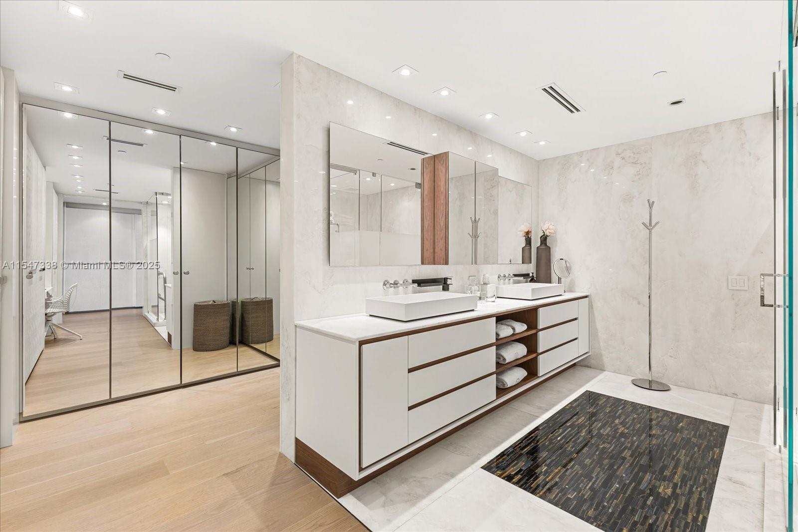 7431 Fisher Island Dr 7431, Miami Beach, Florida 33109, 4 Bedrooms Bedrooms, ,4 BathroomsBathrooms,Residential,For Sale,7431 Fisher Island Dr 7431,A11547338