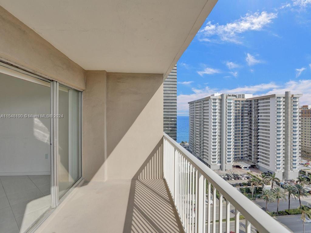 1985 S Ocean Dr 17G, Hallandale Beach, Florida 33009, 2 Bedrooms Bedrooms, ,2 BathroomsBathrooms,Residential,For Sale,1985 S Ocean Dr 17G,A11548100
