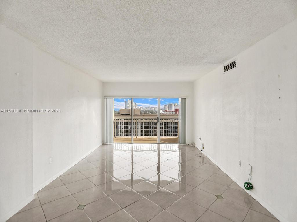 1985 S Ocean Dr 17G, Hallandale Beach, Florida 33009, 2 Bedrooms Bedrooms, ,2 BathroomsBathrooms,Residential,For Sale,1985 S Ocean Dr 17G,A11548100