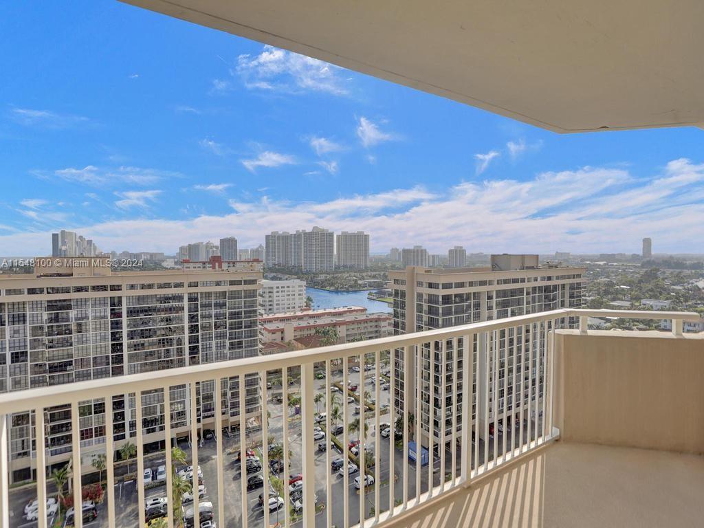 1985 S Ocean Dr 17G, Hallandale Beach, Florida 33009, 2 Bedrooms Bedrooms, ,2 BathroomsBathrooms,Residential,For Sale,1985 S Ocean Dr 17G,A11548100