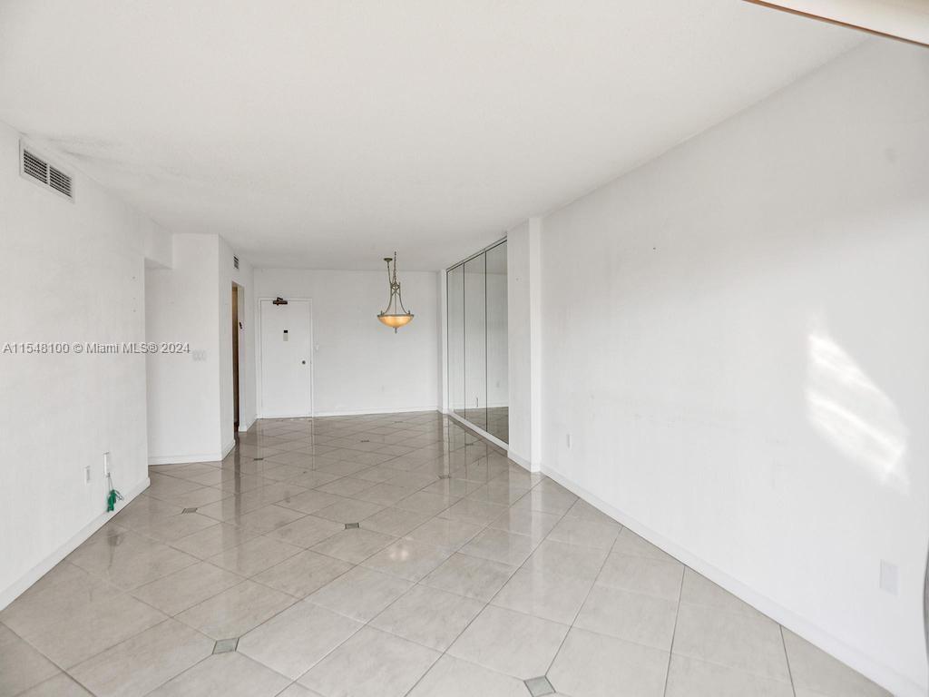 1985 S Ocean Dr 17G, Hallandale Beach, Florida 33009, 2 Bedrooms Bedrooms, ,2 BathroomsBathrooms,Residential,For Sale,1985 S Ocean Dr 17G,A11548100