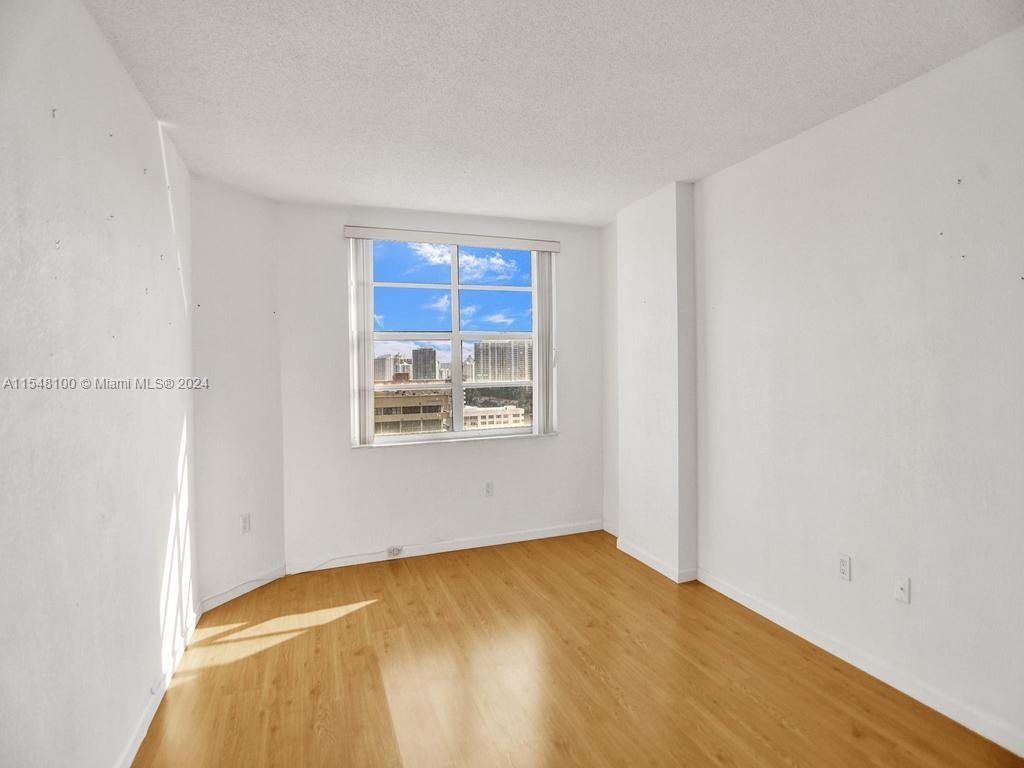 1985 S Ocean Dr 17G, Hallandale Beach, Florida 33009, 2 Bedrooms Bedrooms, ,2 BathroomsBathrooms,Residential,For Sale,1985 S Ocean Dr 17G,A11548100