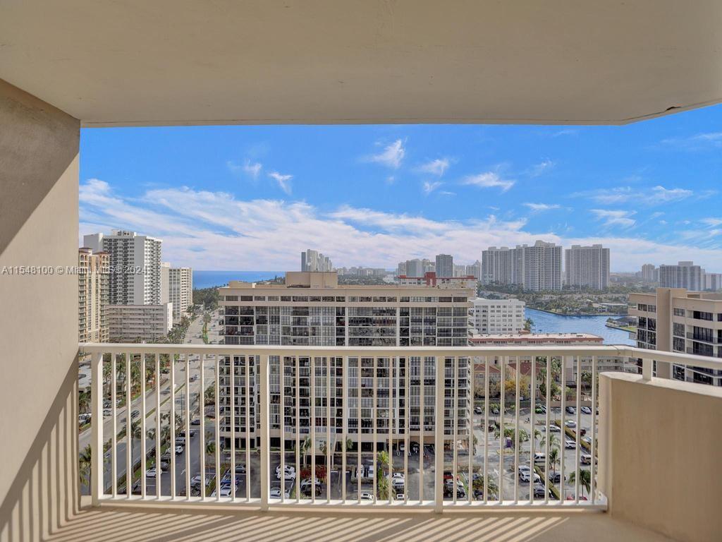 1985 S Ocean Dr 17G, Hallandale Beach, Florida 33009, 2 Bedrooms Bedrooms, ,2 BathroomsBathrooms,Residential,For Sale,1985 S Ocean Dr 17G,A11548100