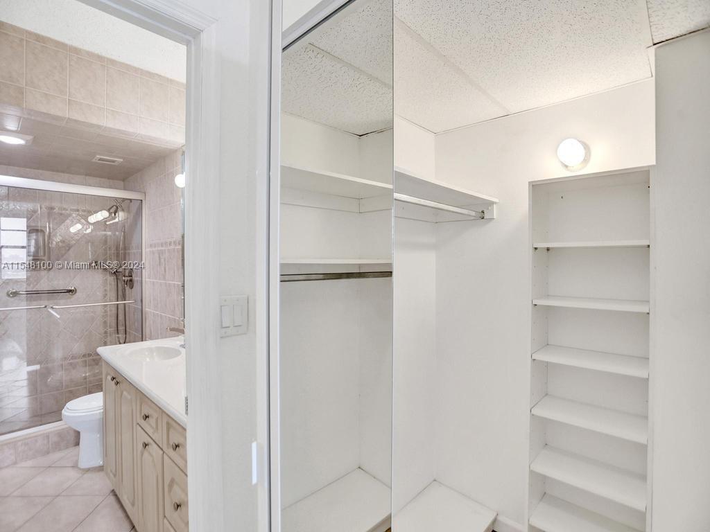 1985 S Ocean Dr 17G, Hallandale Beach, Florida 33009, 2 Bedrooms Bedrooms, ,2 BathroomsBathrooms,Residential,For Sale,1985 S Ocean Dr 17G,A11548100