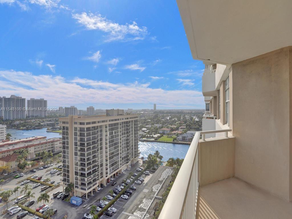 1985 S Ocean Dr 17G, Hallandale Beach, Florida 33009, 2 Bedrooms Bedrooms, ,2 BathroomsBathrooms,Residential,For Sale,1985 S Ocean Dr 17G,A11548100