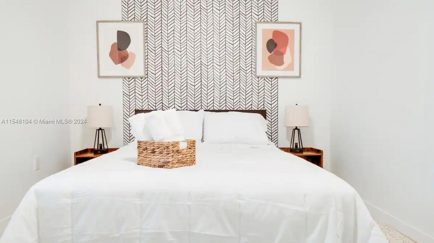 1645 SW 7th St 2, Miami, Florida 33135, 2 Bedrooms Bedrooms, ,1 BathroomBathrooms,Residentiallease,For Rent,1645 SW 7th St 2,A11548104