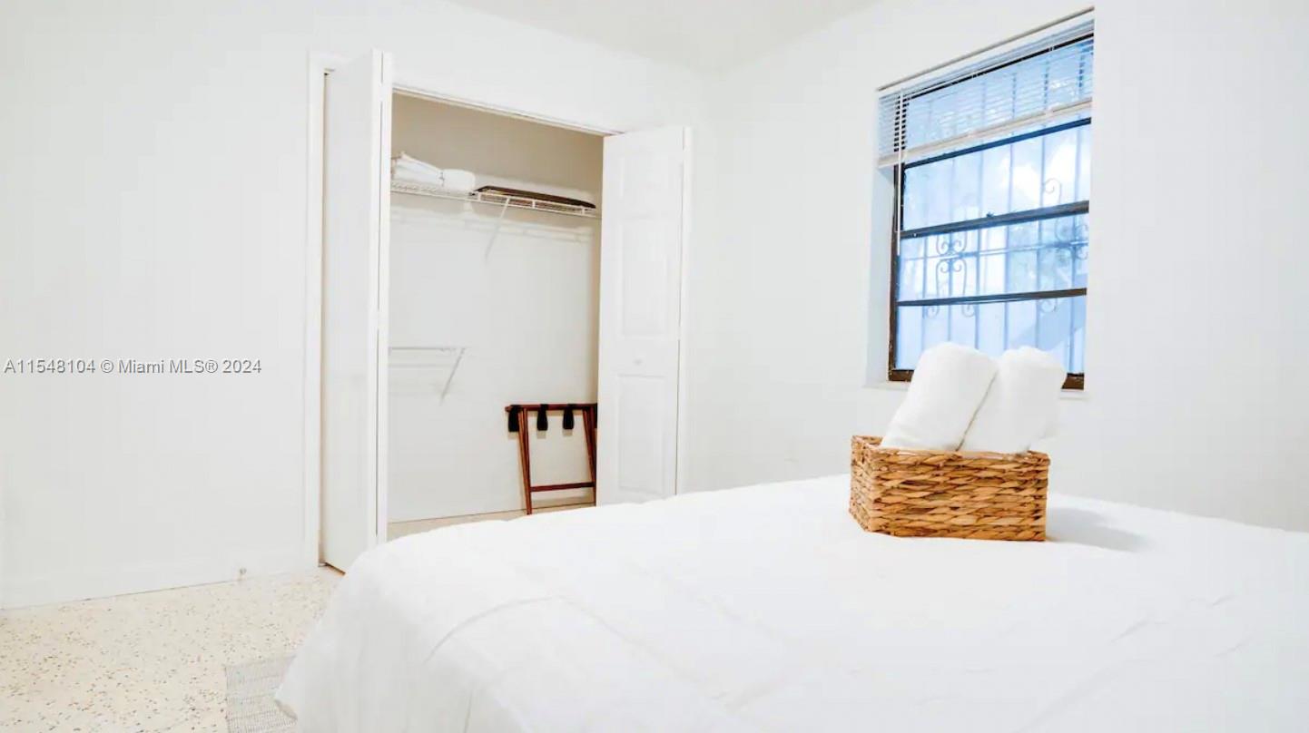 1645 SW 7th St 2, Miami, Florida 33135, 2 Bedrooms Bedrooms, ,1 BathroomBathrooms,Residentiallease,For Rent,1645 SW 7th St 2,A11548104