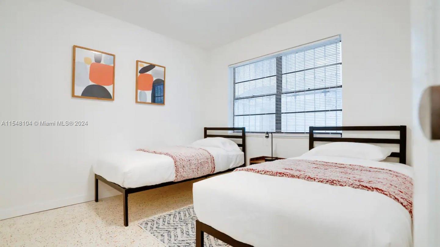 1645 SW 7th St 2, Miami, Florida 33135, 2 Bedrooms Bedrooms, ,1 BathroomBathrooms,Residentiallease,For Rent,1645 SW 7th St 2,A11548104