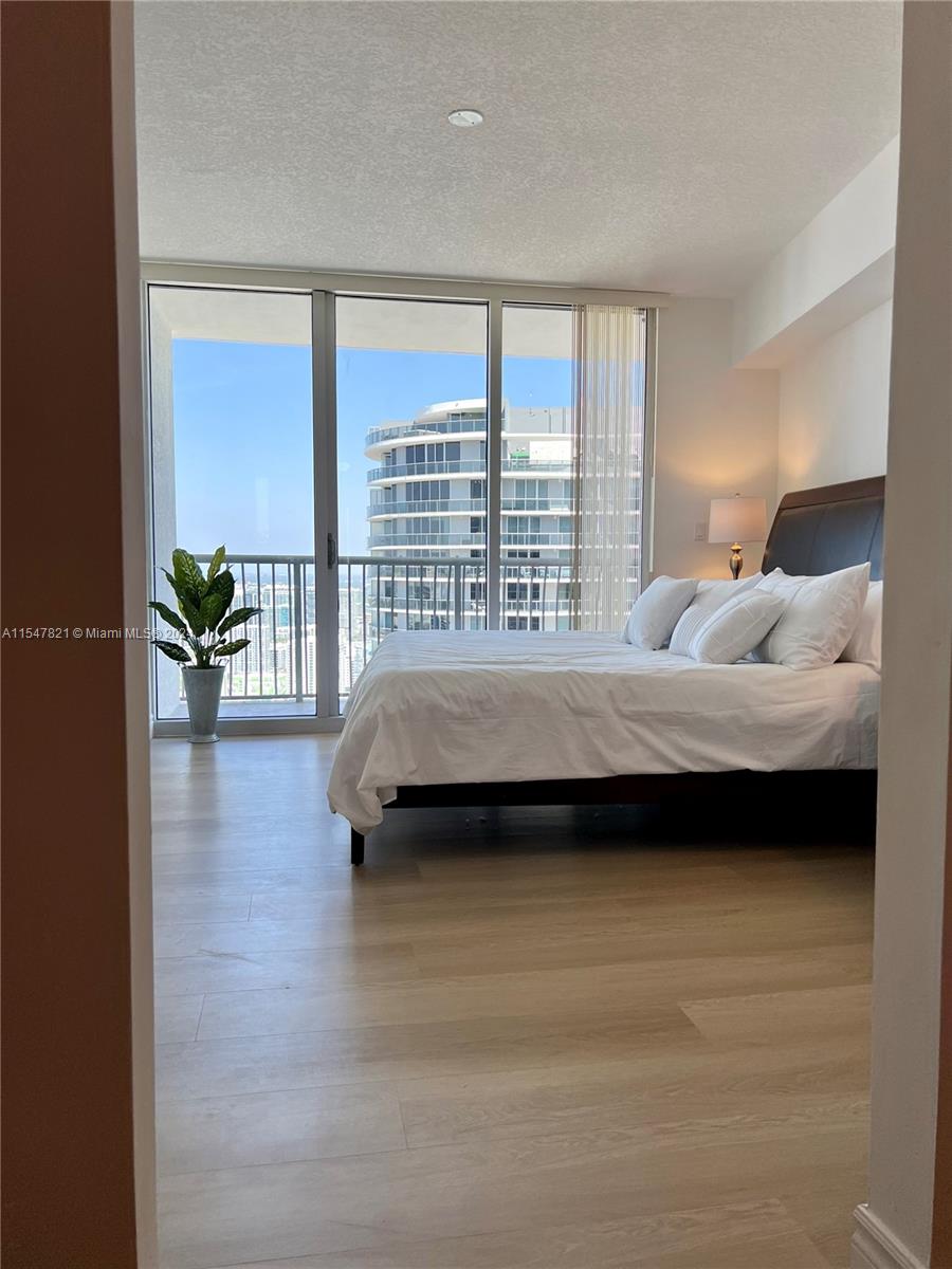 1750 N Bayshore Dr 5309, Miami, Florida 33132, 1 Bedroom Bedrooms, ,1 BathroomBathrooms,Residentiallease,For Rent,1750 N Bayshore Dr 5309,A11547821