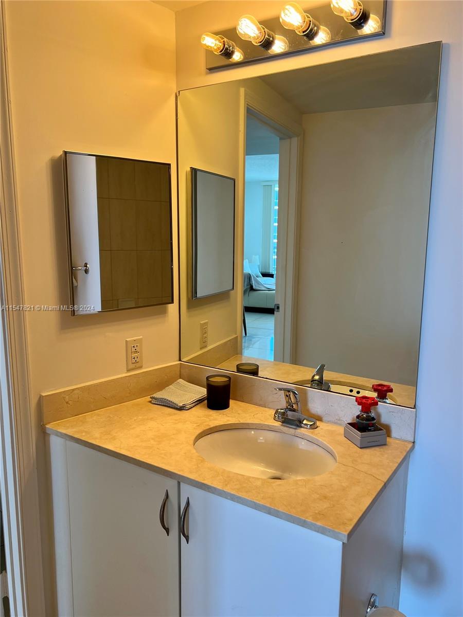 1750 N Bayshore Dr 5309, Miami, Florida 33132, 1 Bedroom Bedrooms, ,1 BathroomBathrooms,Residentiallease,For Rent,1750 N Bayshore Dr 5309,A11547821