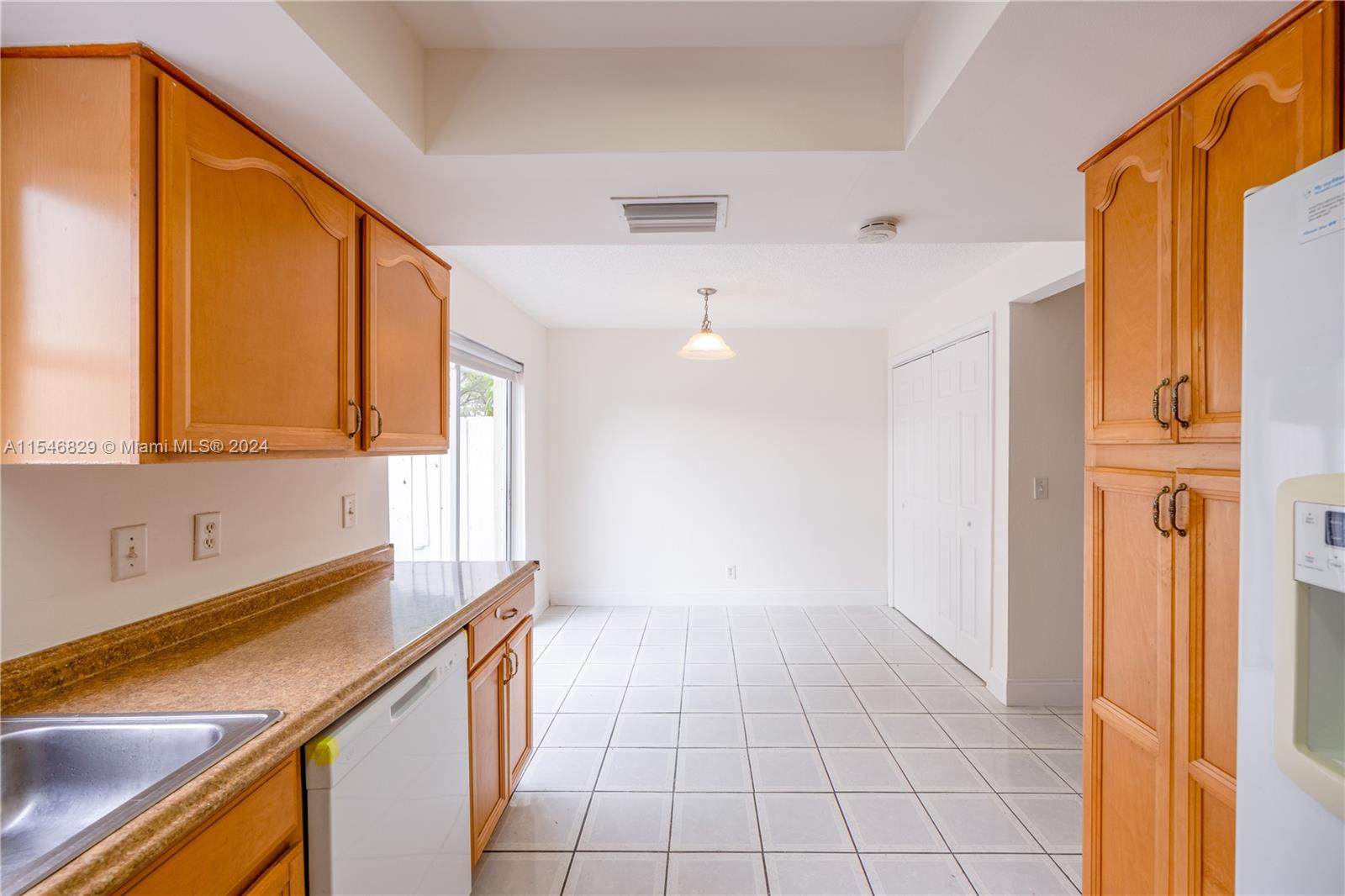 7918 Kimberly Blvd 304, North Lauderdale, Florida 33068, 2 Bedrooms Bedrooms, ,2 BathroomsBathrooms,Residential,For Sale,7918 Kimberly Blvd 304,A11546829