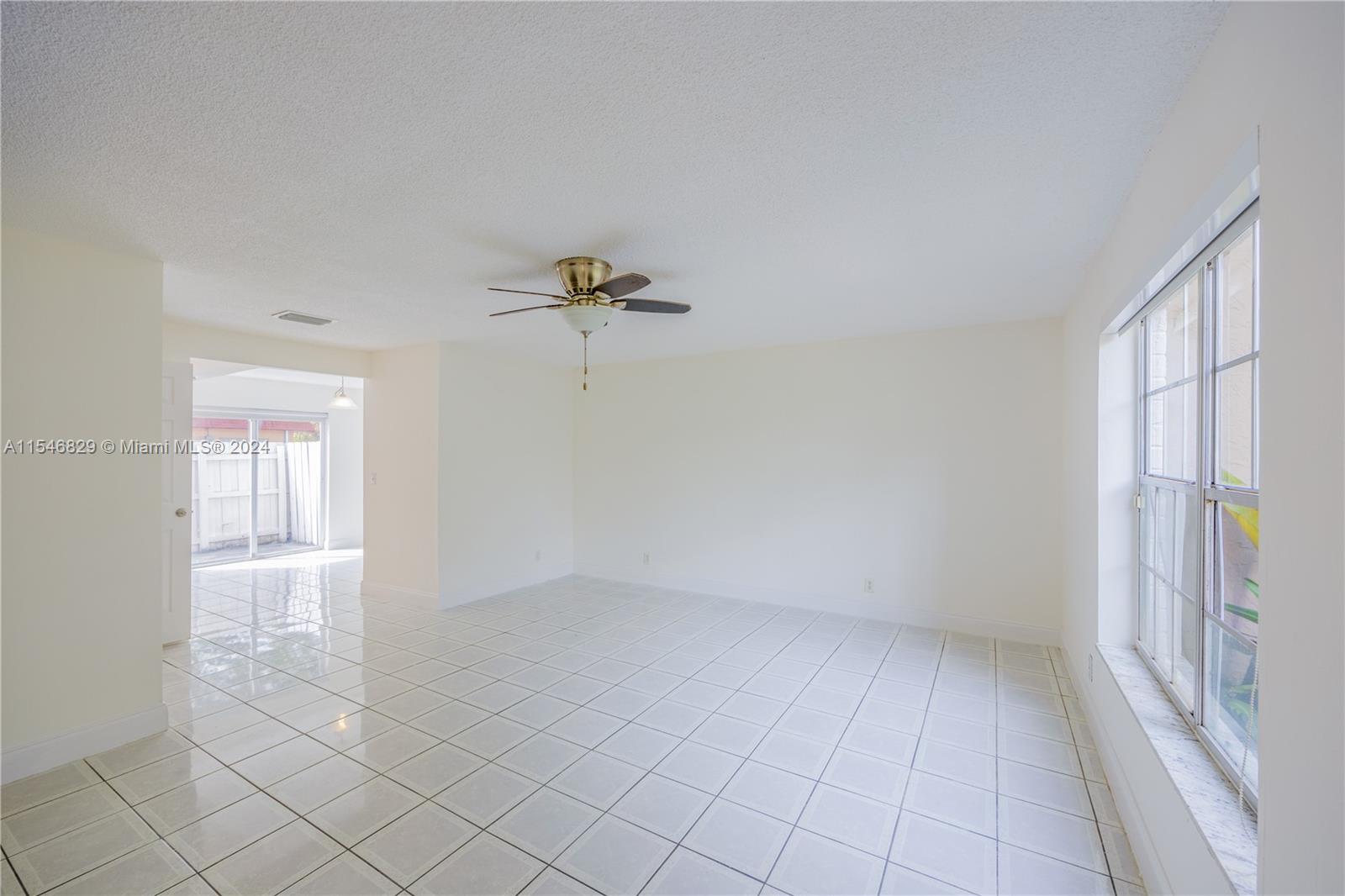 7918 Kimberly Blvd, North Lauderdale, FL, 33068 United States, 2 Bedrooms Bedrooms, ,2 BathroomsBathrooms,Residential,For Sale,Kimberly Blvd,A11546829