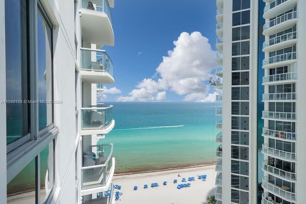 18683 Collins Ave, Sunny Isles Beach, FL, 33160 United States, 1 Bedroom Bedrooms, ,1 BathroomBathrooms,Residential,For Sale,Collins Ave,A11548133