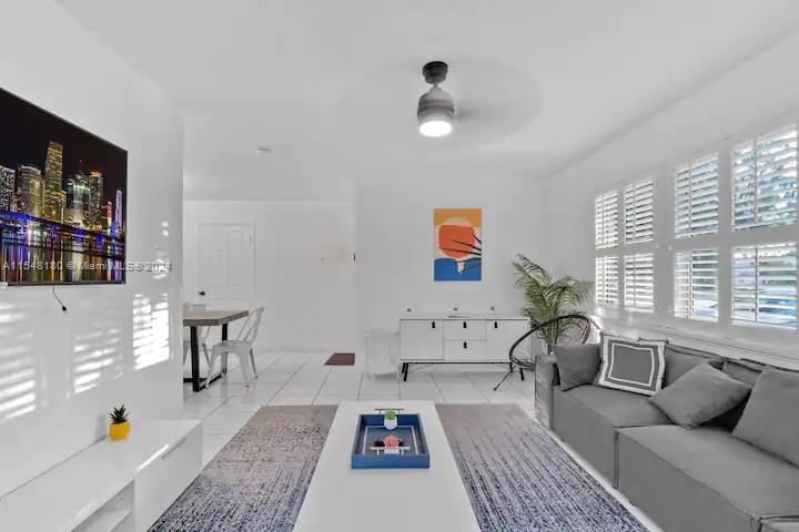 201 68th Way, Hollywood, FL, 33024 United States, 3 Bedrooms Bedrooms, ,2 BathroomsBathrooms,Residential,For Sale,68th Way,A11548180